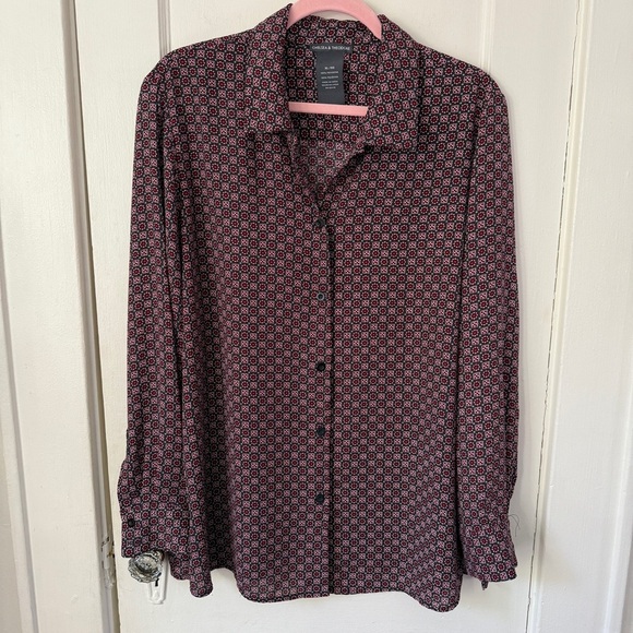 Chelsea & Theodore Tops - Chelsea & Theodore Floral Button Down Blouse Size XL
